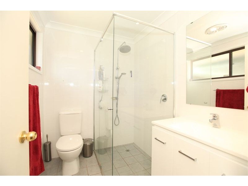 7 Ogilvie Street, East Hills NSW 2213