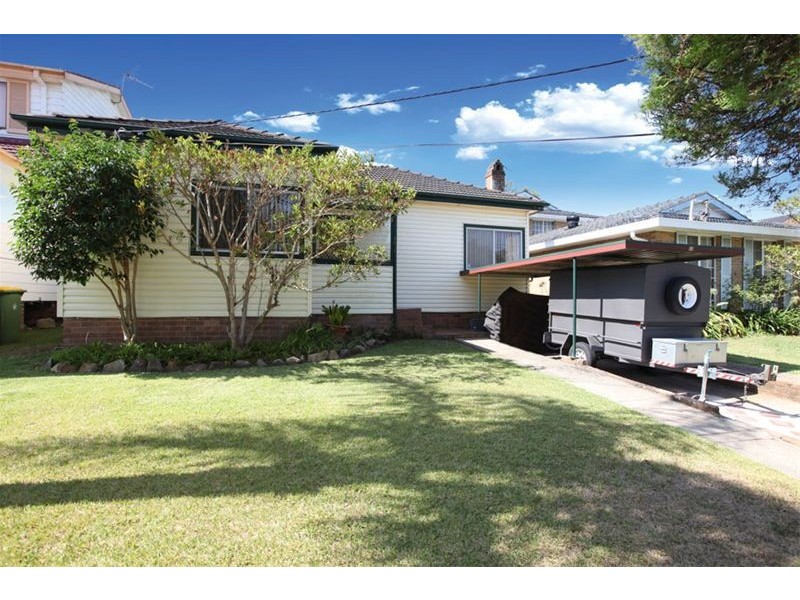 33 Richard Street, Panania NSW 2213