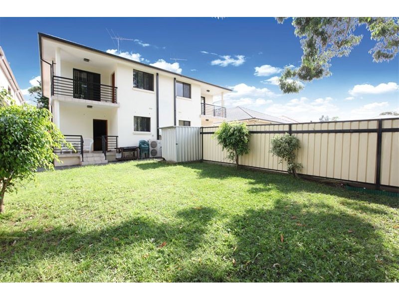17 & 17A Matthews Avenue, East Hills NSW 2213