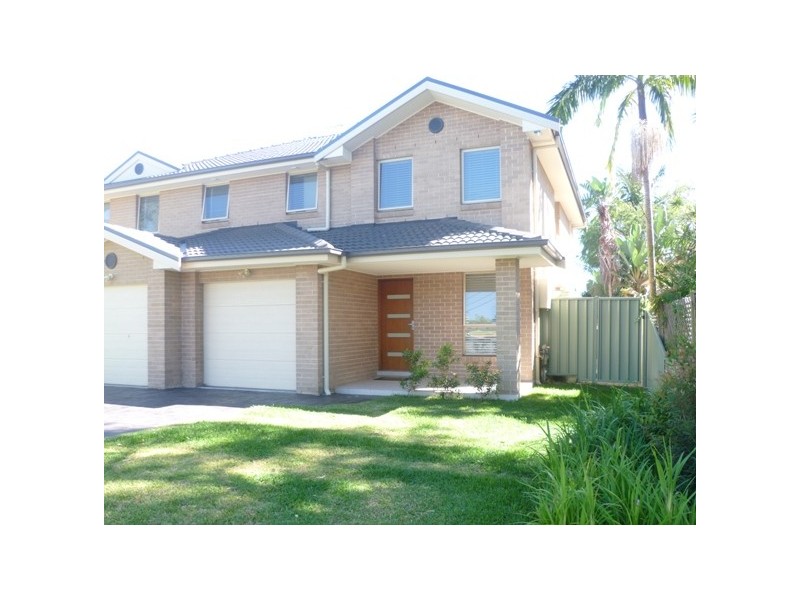 5 Sandra Avenue, Panania NSW 2213