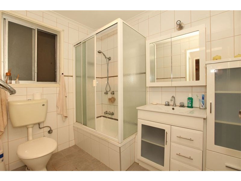2 Chrisalex Place, St Clair NSW 2759