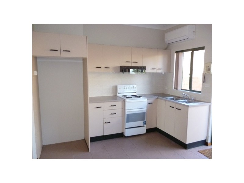 1/5 Macarthur Avenue, Revesby NSW 2212