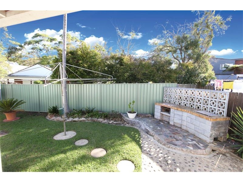 206 Lambeth Street, Picnic Point NSW 2213