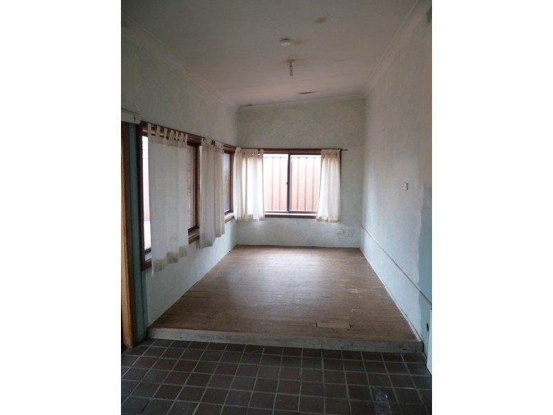 30 Freda Street, Picnic Point NSW 2213