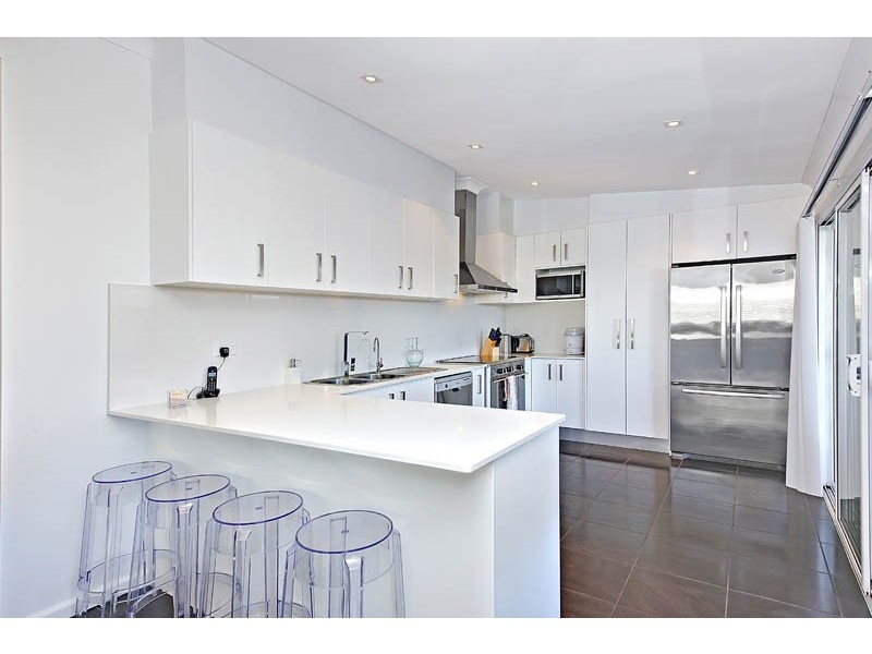 11 Greenway Parade, Revesby NSW 2212