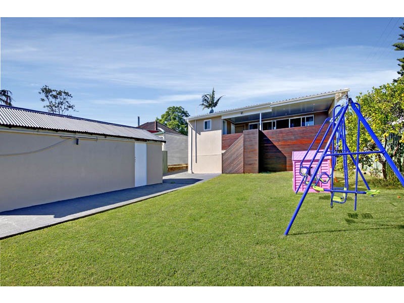 11 Greenway Parade, Revesby NSW 2212