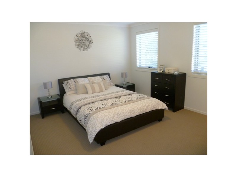 5 Sandra Avenue, Panania NSW 2213