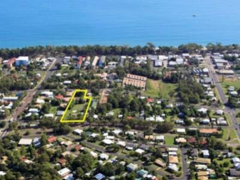 235 Torquay Terrace, Torquay QLD 4655