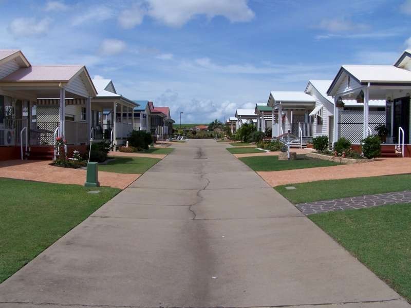 135 Coral Avenue Bay Drive, Pialba QLD 4655