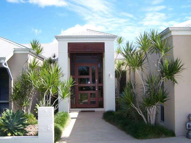 33 Ocean Park Drive, Dundowran Beach QLD 4655