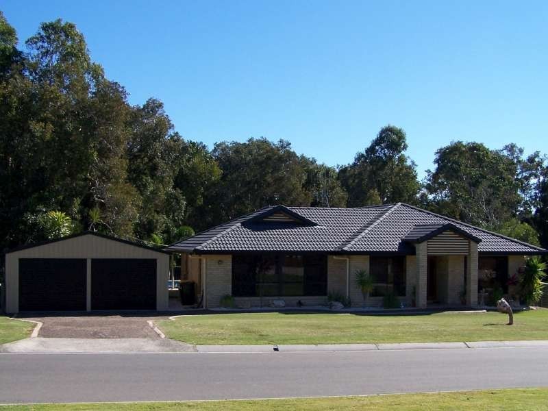 4 Chiquita Court, Dundowran Beach QLD 4655