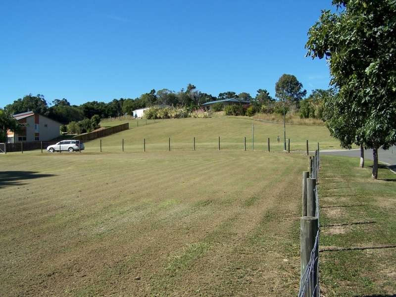 2 Chiquita Court, Dundowran Beach QLD 4655