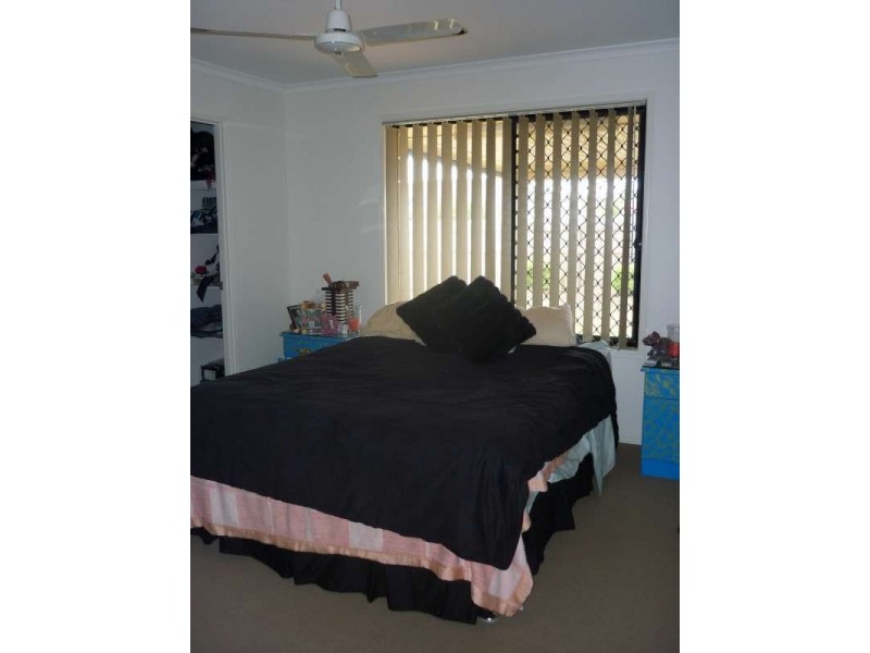 Point Vernon QLD 4655