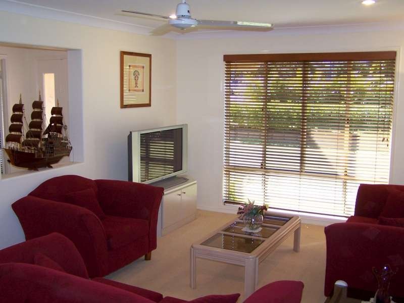 58 Murphy Street, Point Vernon QLD 4655