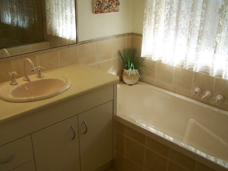 58 Murphy Street, Point Vernon QLD 4655