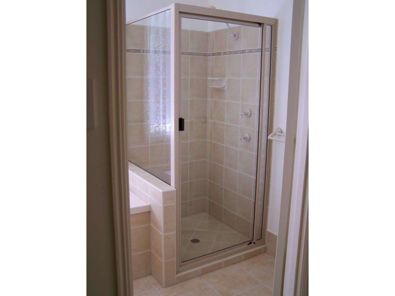 58 Murphy Street, Point Vernon QLD 4655