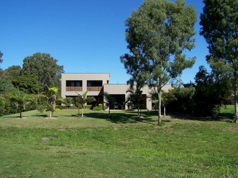 1 Dundowran Beach Esplanade, Dundowran Beach QLD 4655