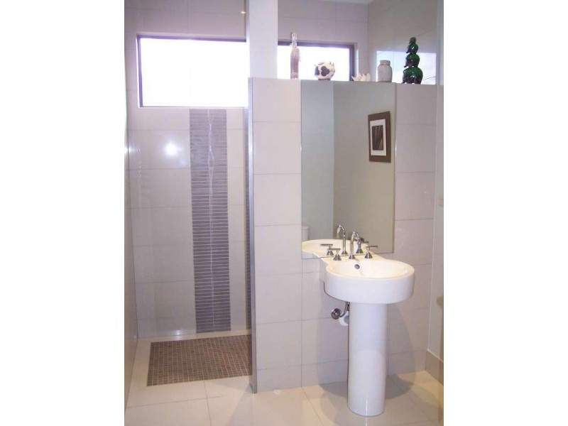 1 Dundowran Beach Esplanade, Dundowran Beach QLD 4655