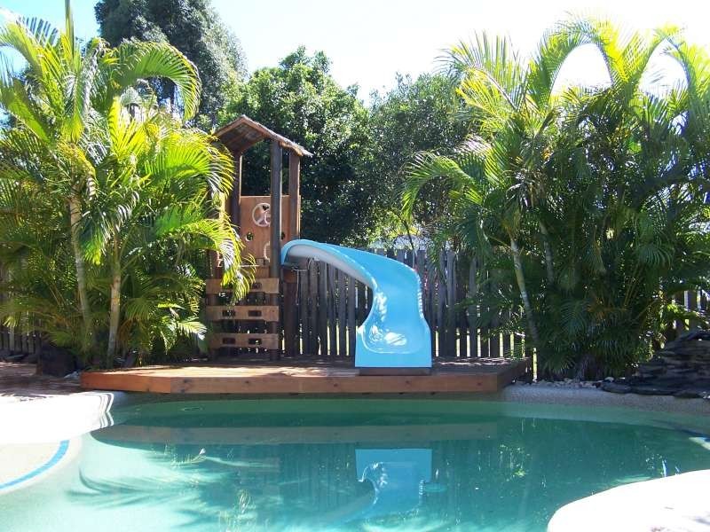 3 Doss Court, Urraween QLD 4655