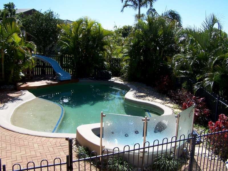 3 Doss Court, Urraween QLD 4655