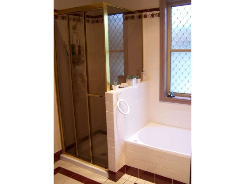 22 Rocky Court, Kawungan QLD 4655