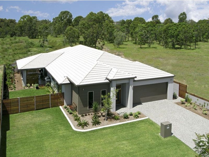 14 Oceanblue Boulevard, Pialba QLD 4655