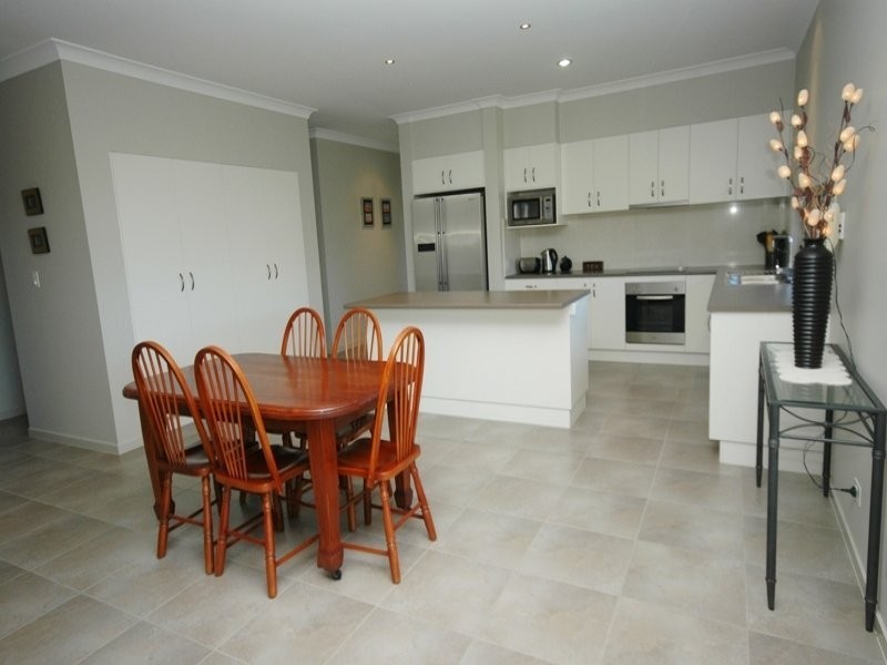 14 Oceanblue Boulevard, Pialba QLD 4655