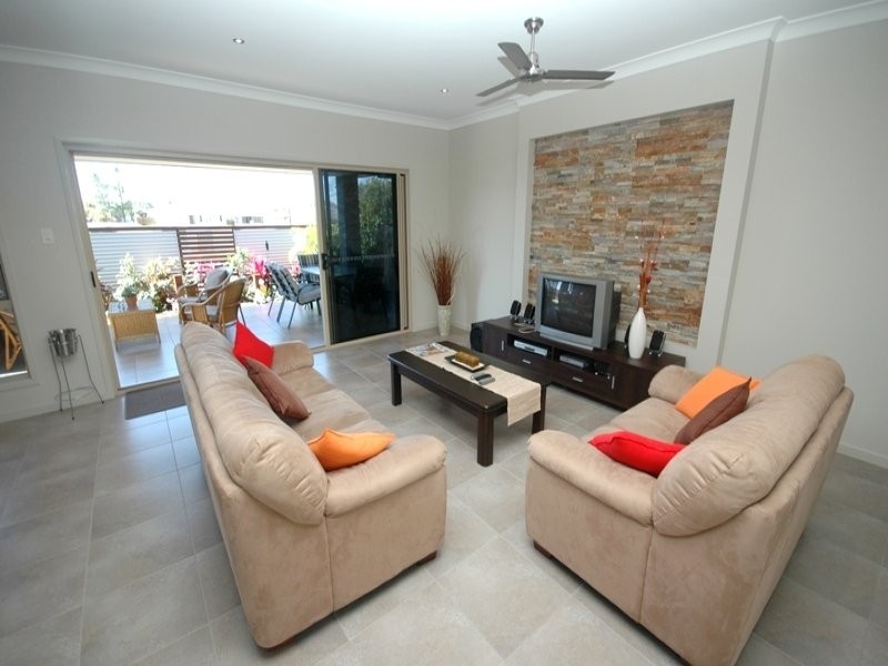 14 Oceanblue Boulevard, Pialba QLD 4655
