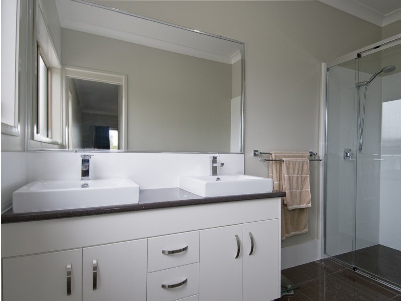 14 Oceanblue Boulevard, Pialba QLD 4655