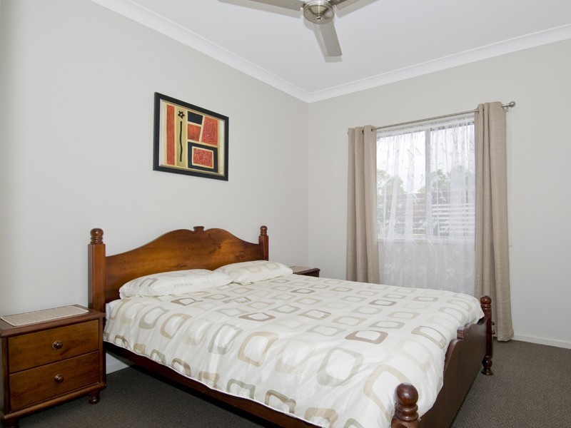 14 Oceanblue Boulevard, Pialba QLD 4655