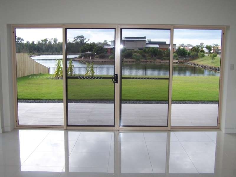 3 Mermaid Court, Mariners Cove, Eli Waters QLD 4655