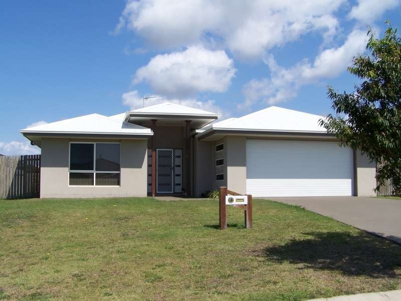 14 Teresa Street, Nikenbah, Kawungan QLD 4655