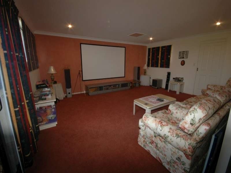 75 Johnston Boulevard, Urraween QLD 4655