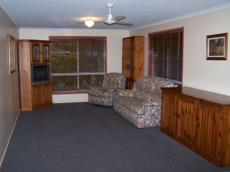 46 Squire Street, Kawungan QLD 4655