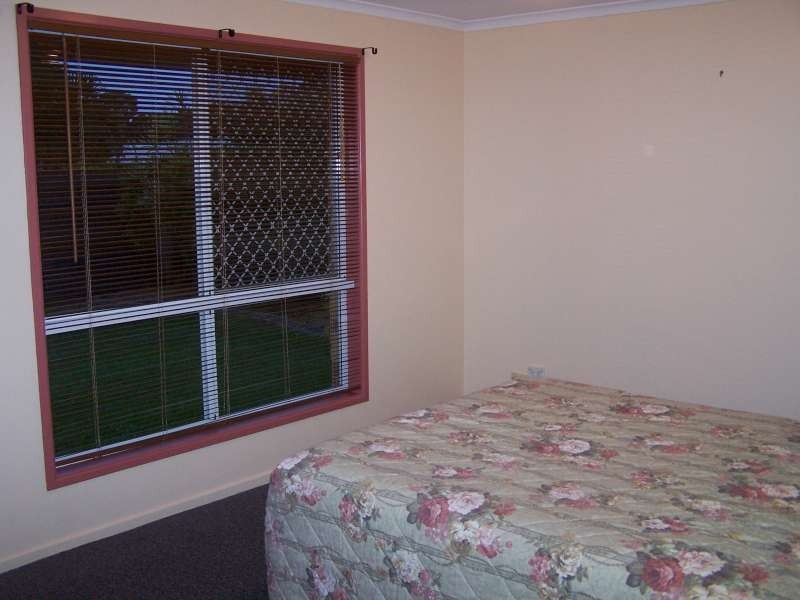 46 Squire Street, Kawungan QLD 4655