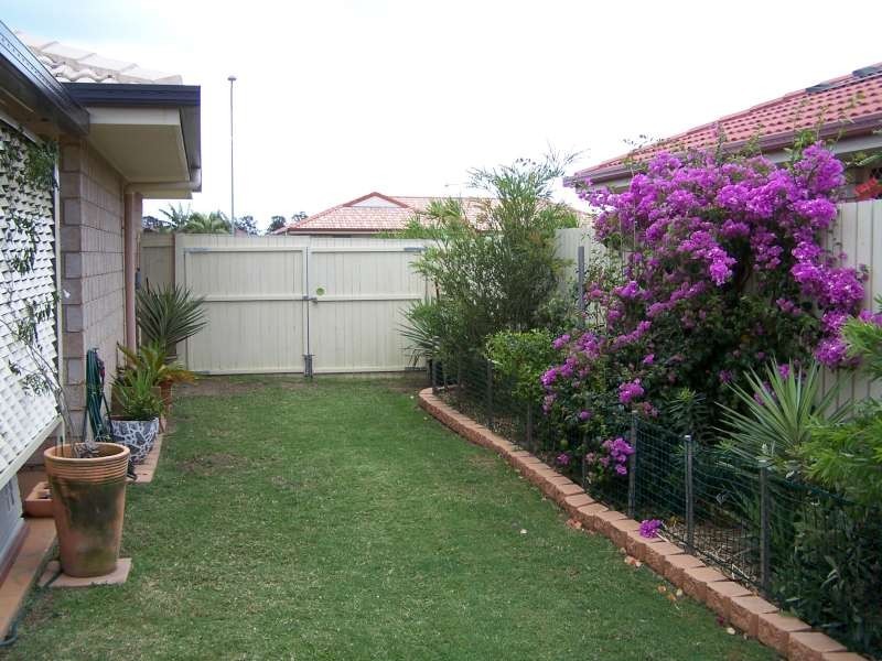 Point Vernon QLD 4655