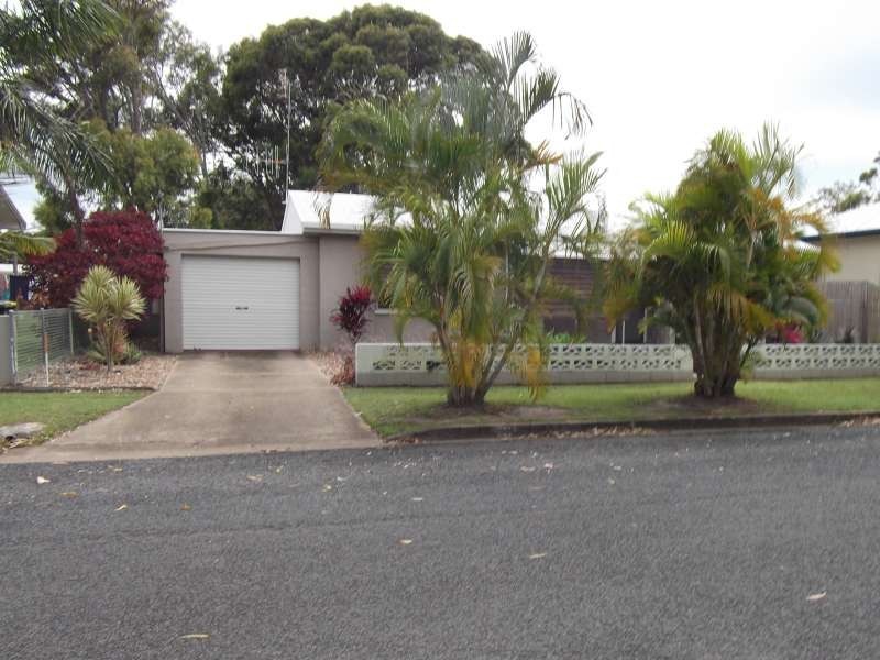 20 Edward Street, Urangan QLD 4655