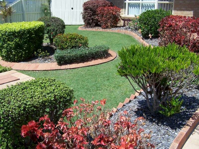 6 Hood Street, Urangan QLD 4655