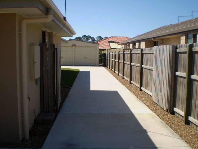 9 Pembridge Circuit, Urraween QLD 4655