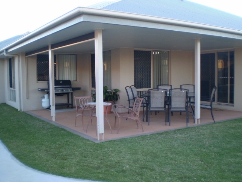 9 Pembridge Circuit, Urraween QLD 4655