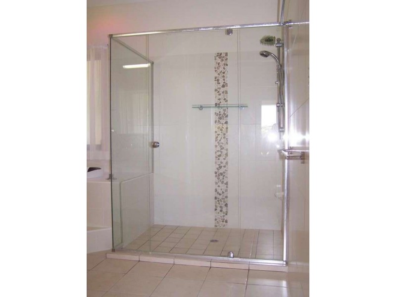 196 Gilston Road, Wondunna QLD 4655