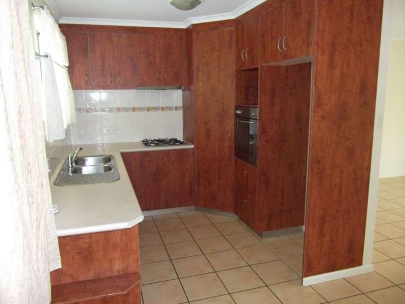 5a Johnston Boulevard, Urraween QLD 4655