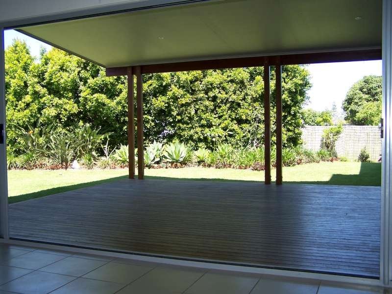 Point Vernon QLD 4655