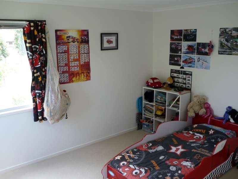 Point Vernon QLD 4655