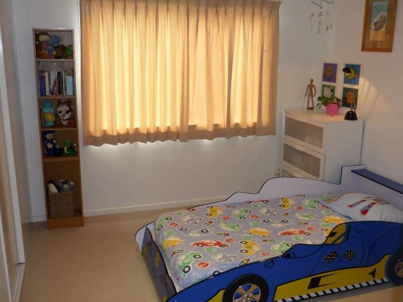 Point Vernon QLD 4655