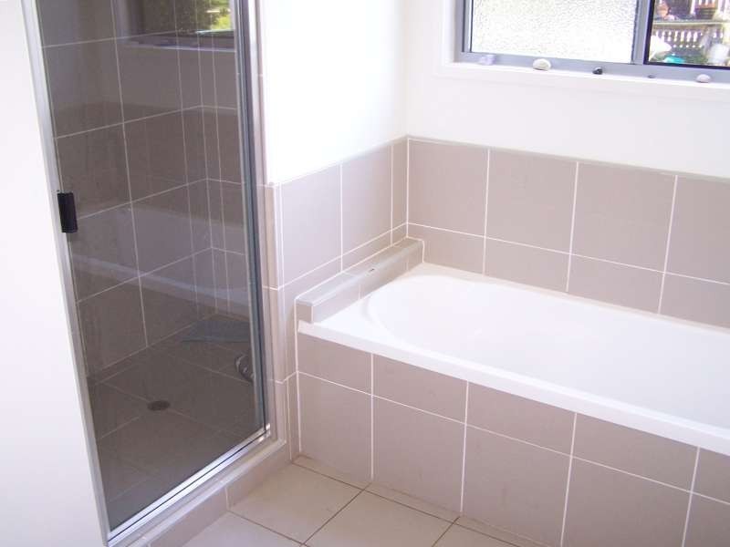 Point Vernon QLD 4655