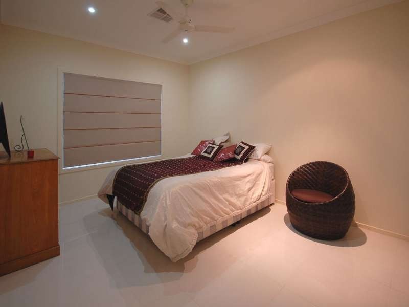 Eli Waters QLD 4655