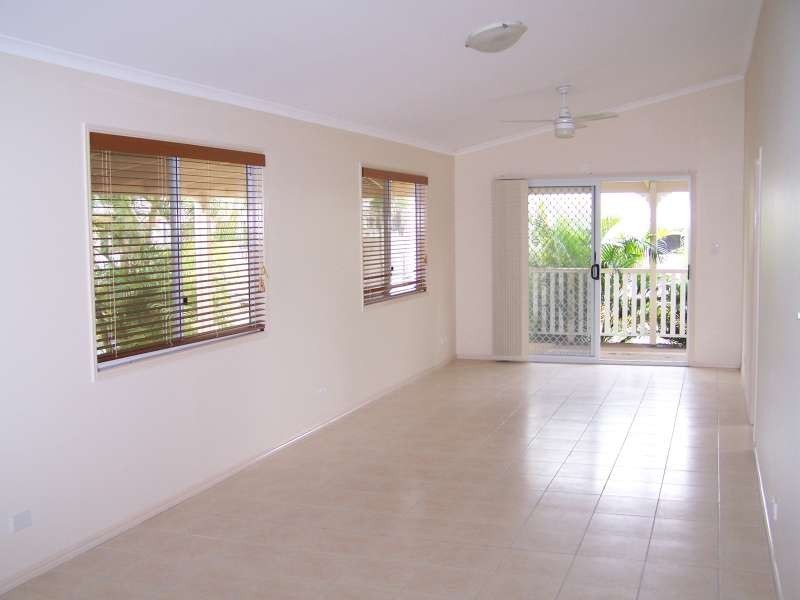 4 Wayamba Way, 59 Truro Street, Torquay QLD 4655