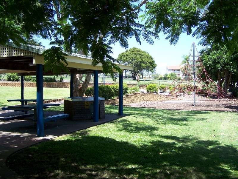 Urangan QLD 4655