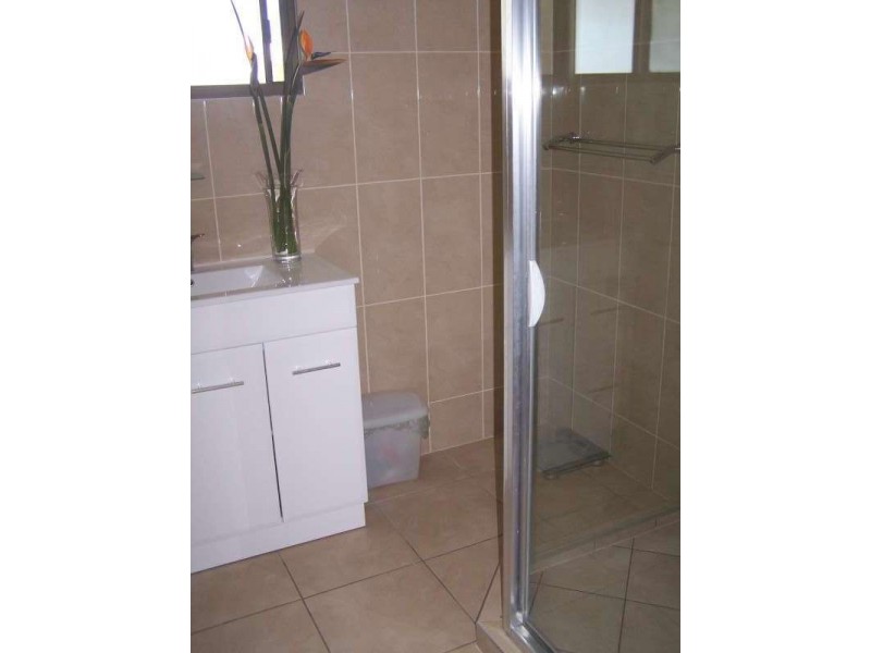 12 Cliveden Street, Point Vernon QLD 4655